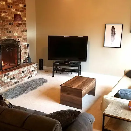 Spacious Home With Sauna And Views 2Bd 2Bth